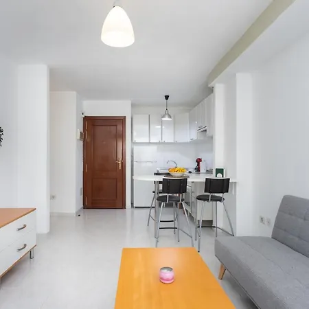 Apartment Home2book Cozy Flat 2 Min From The